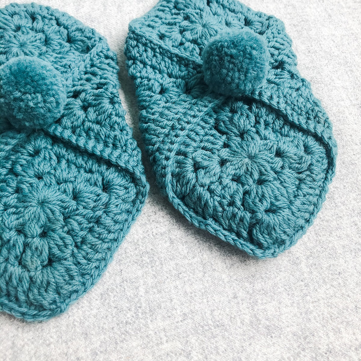 Hosta Slippers by Kate Gagnon Osborn in Kelbourne Woolens Germantown