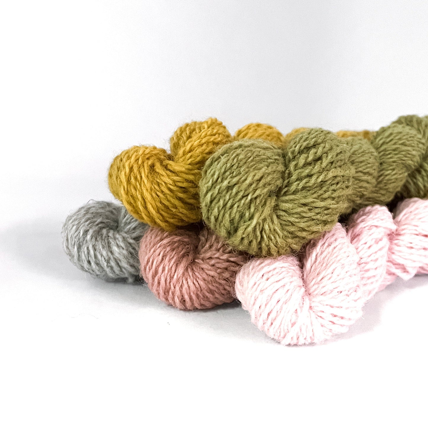 Navia Sample Skein