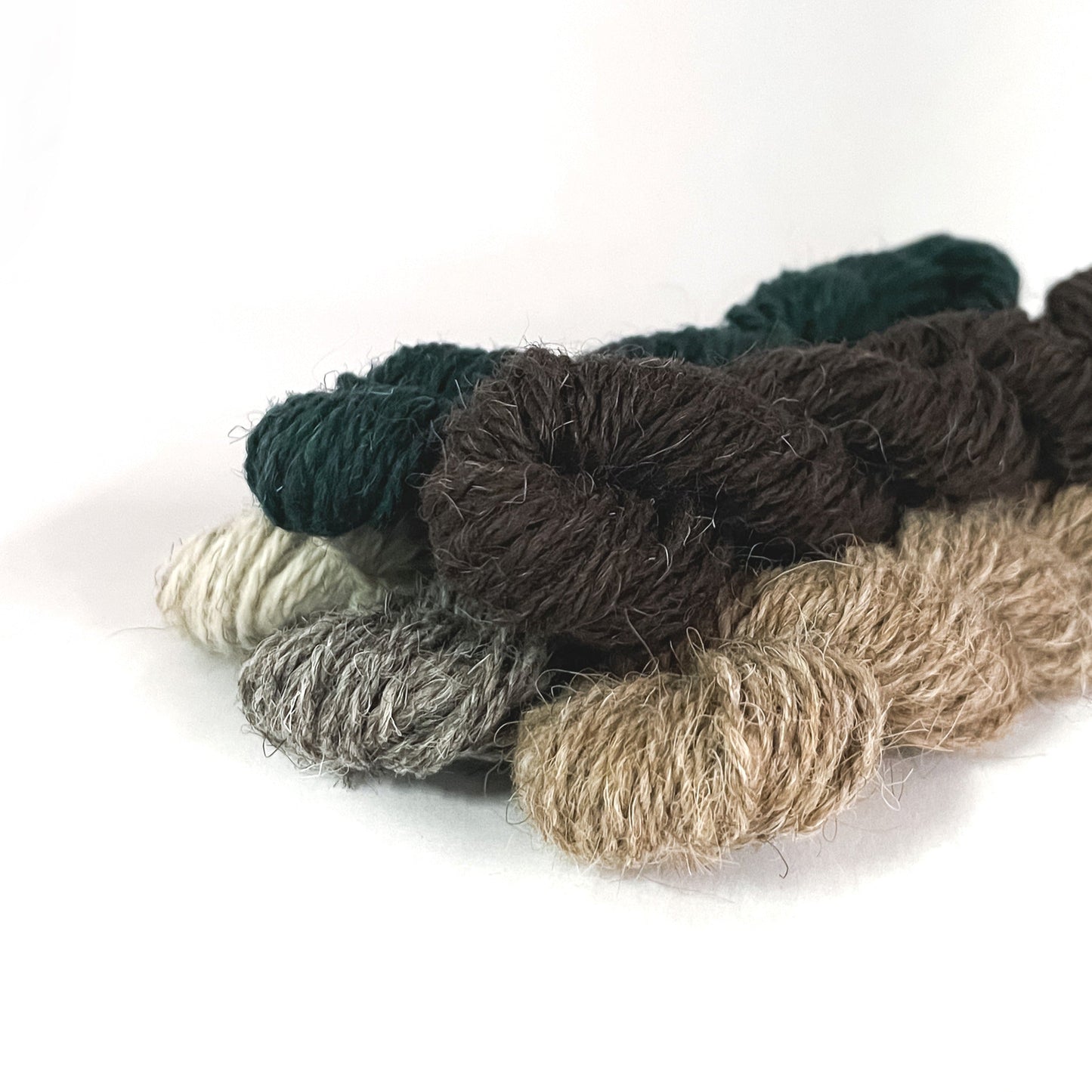 Navia Sample Skein